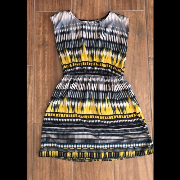 Dress - Picture 1 of 2